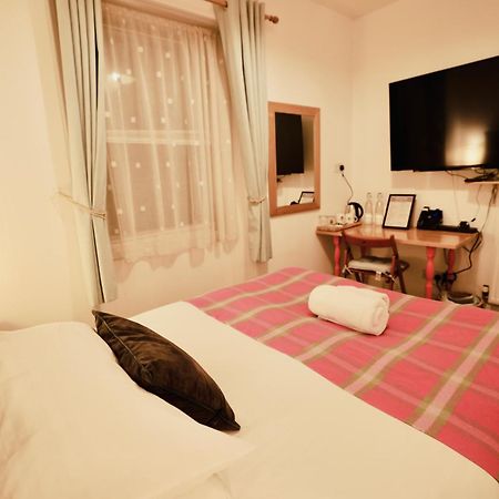 Doune Guest House เซนต์แอนดรูว์ ภายนอก รูปภาพ